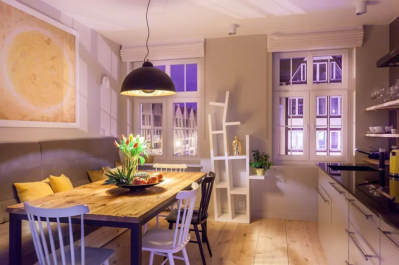 Dom & House - Apartments Old Town Szeroka 그단스크 폴란드
